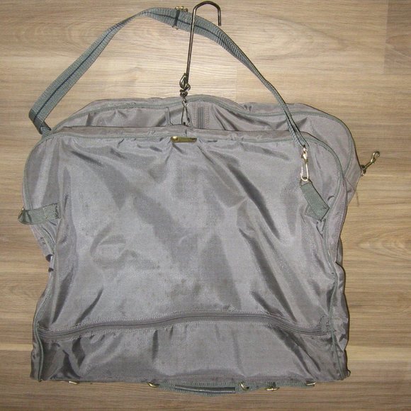 McBrine Garment Bag For Travel - Picture 4 of 4